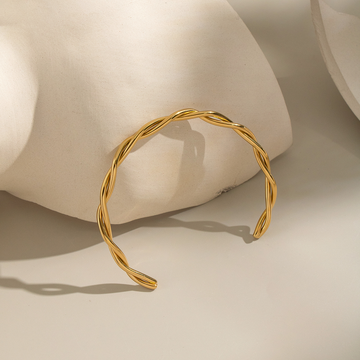 1 Piece Simple Series Casual Twist Stainless Steel Waterproof Gold Color  Women's Bangles Picture3