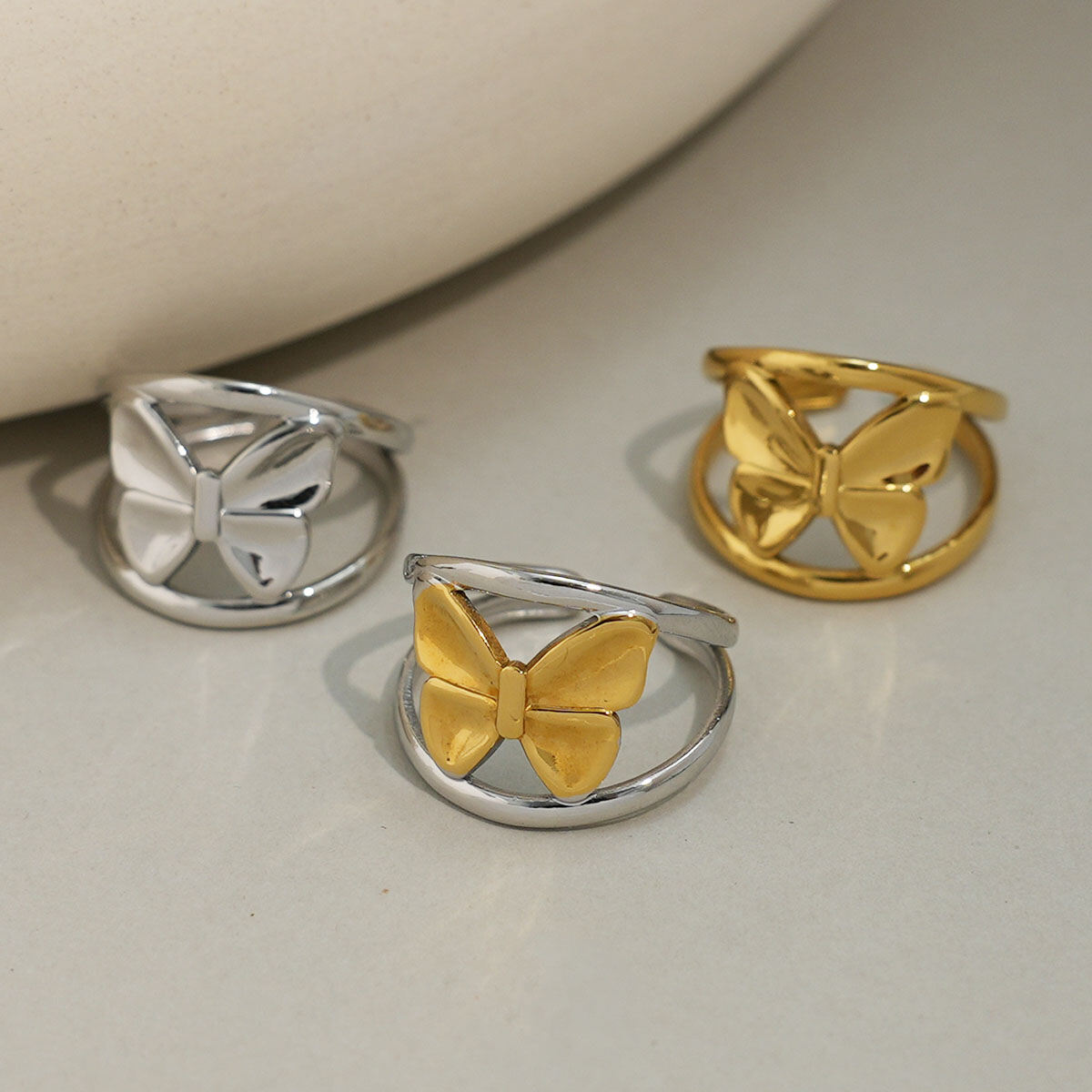 1 pezzo semplice serie casual farfalla in acciaio inossidabile impermeabile color oro anelli minimalisti h5 Immagine6