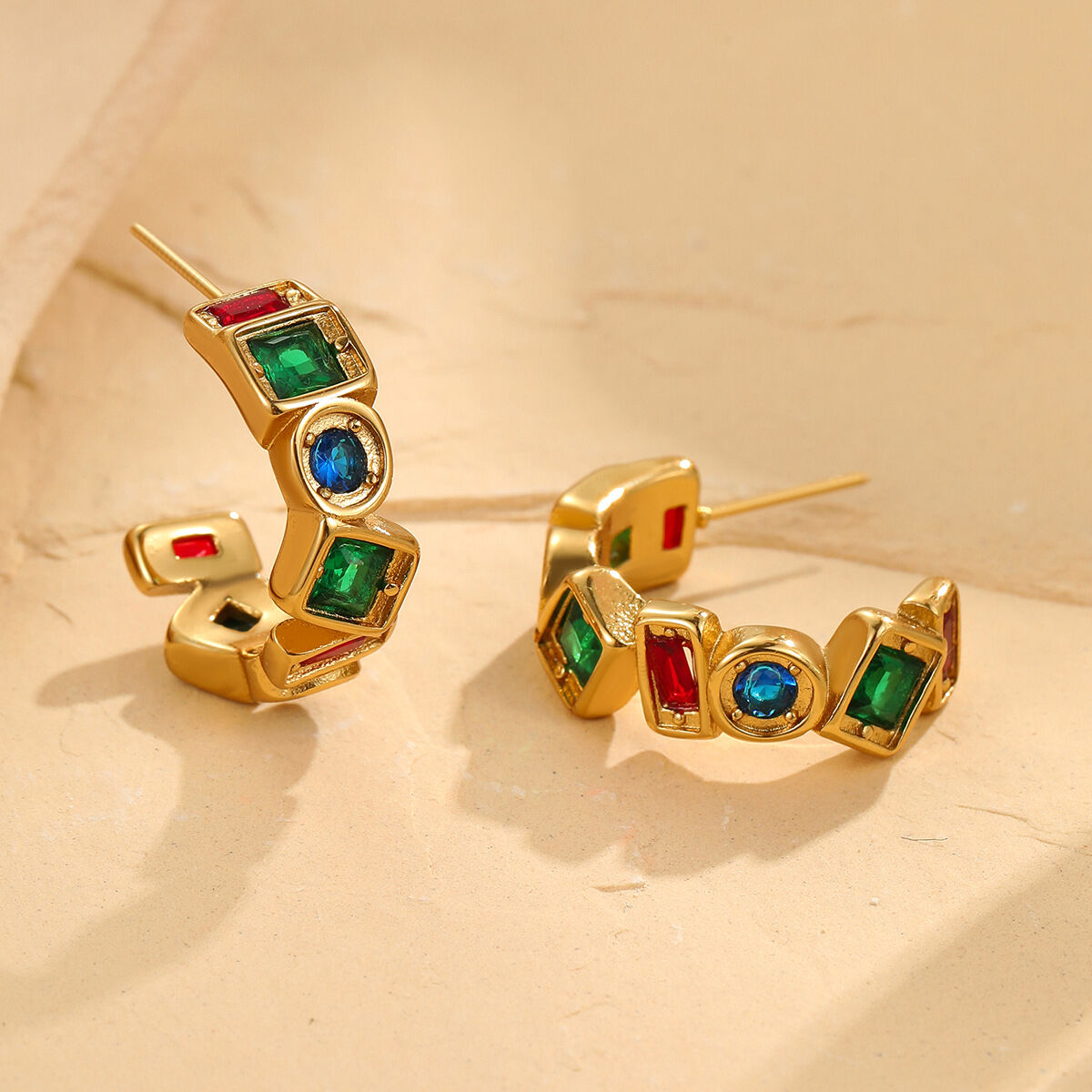 1 Pair Luxurious Series Stainless Steel Waterproof Gold Color Hoop Earrings 2