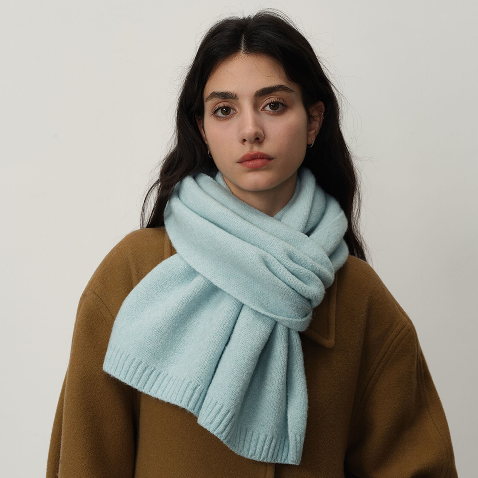 1 Piece Casual Solid Color Polyester Women's Winter Scarves 2