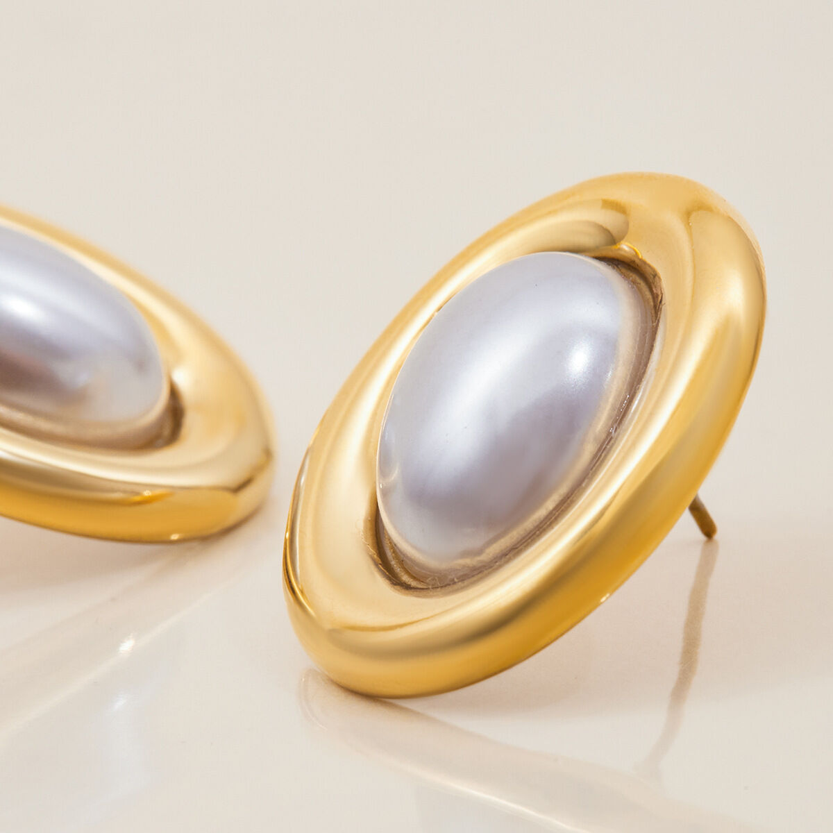 1 paio di orecchini a bottone da donna classici ovali in acciaio inossidabile color oro impermeabili h5Immagine9