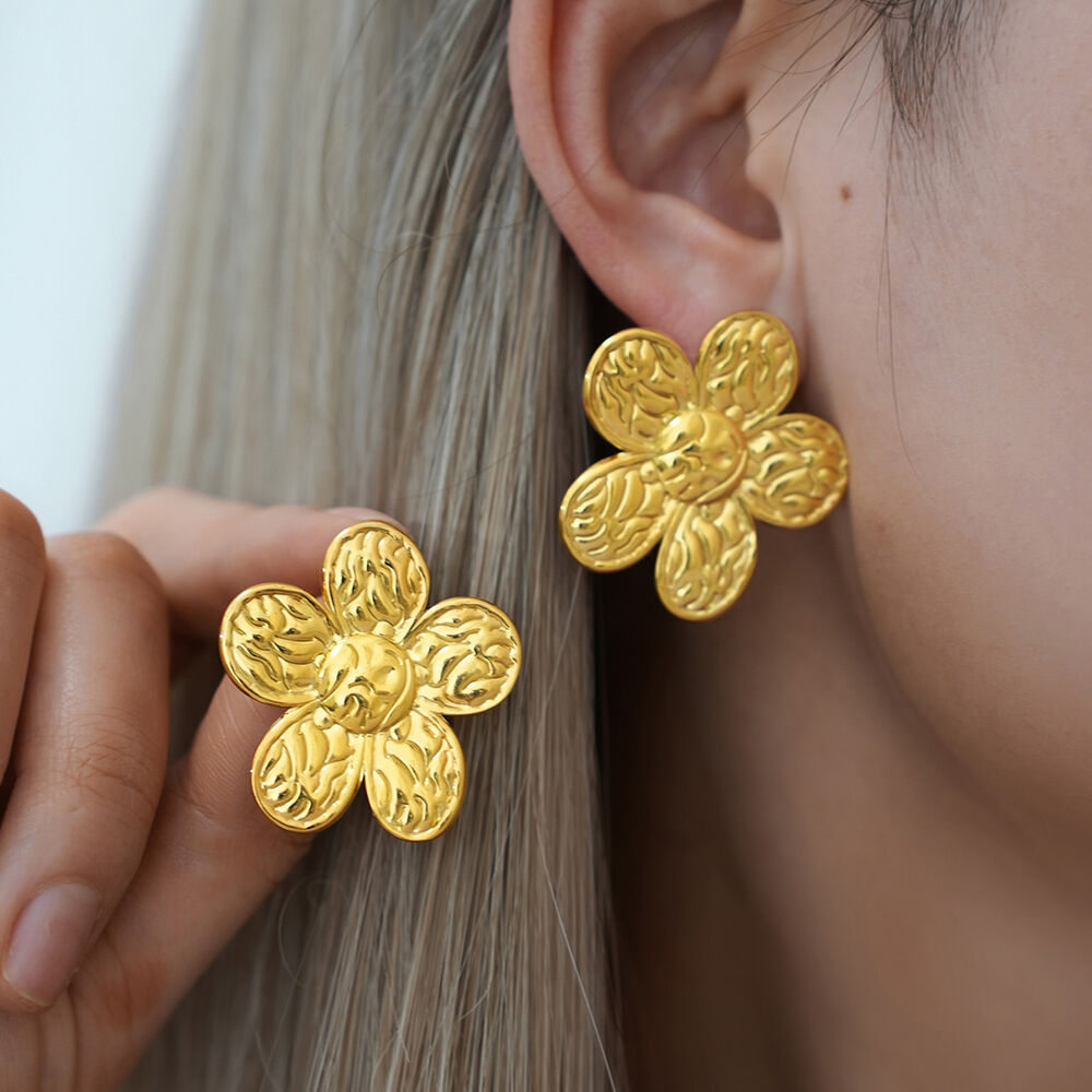 1 Pair Simple Daily Flower Stainless Steel Waterproof Gold Color Women's Stud Earrings h5Picture3