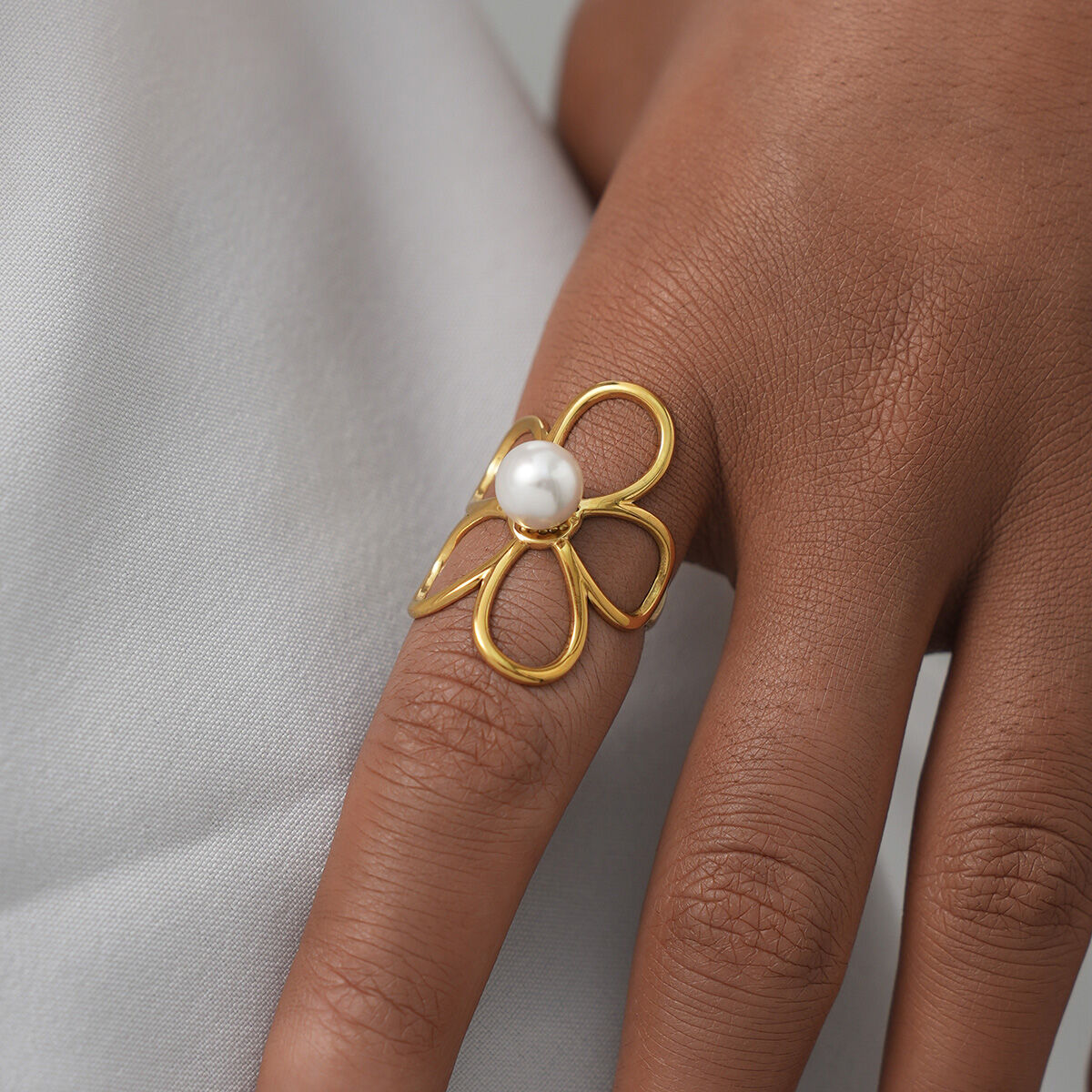 1 Piece Simple  Elegant Flower Stainless Steel Waterproof  Gold Color  Statement Rings Picture5
