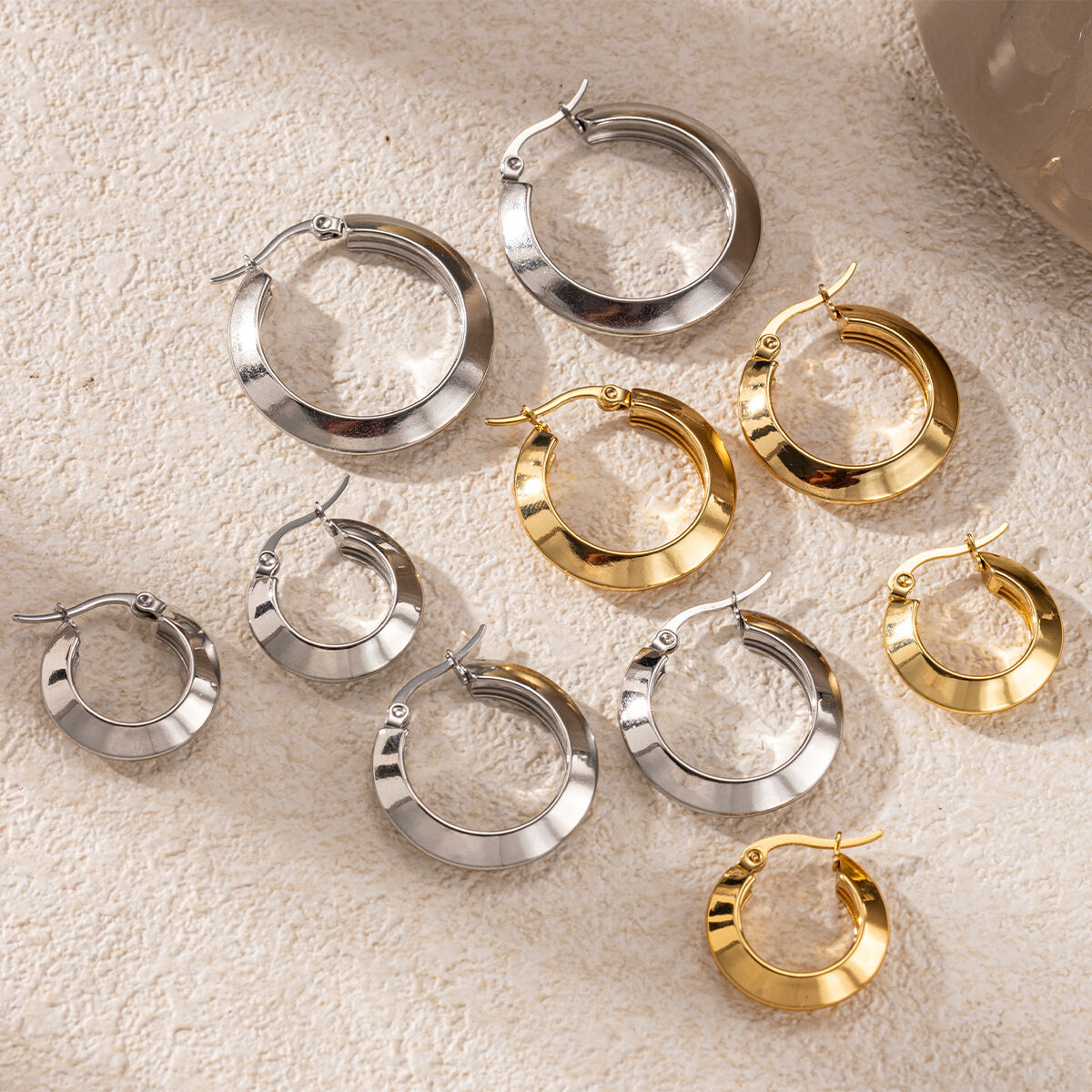 1 Pair Stainless Steel Waterproof Gold Color Hoop Earrings