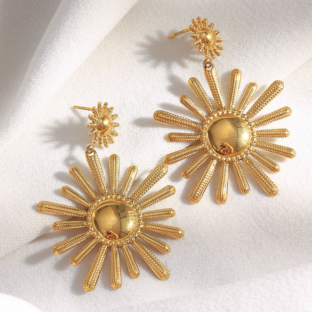 1 Pair Daily Sun Shape Stainless Steel Waterproof Gold Color Women's Drop Earrings