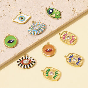 1 Piece Luxurious Devil's Eye Tarot Stainless Steel Waterproof Women's Pendants h5 Picture4