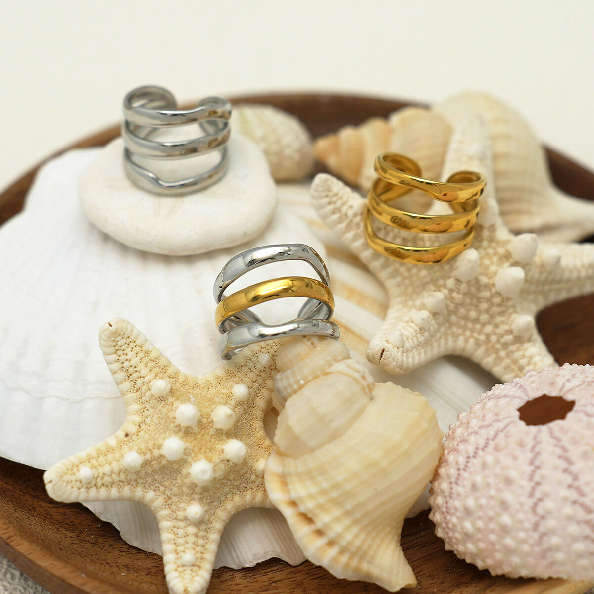 1 Piece Simple Casual Circle Stainless Steel Waterproof   Gold Color  Minimalist Rings Picture5