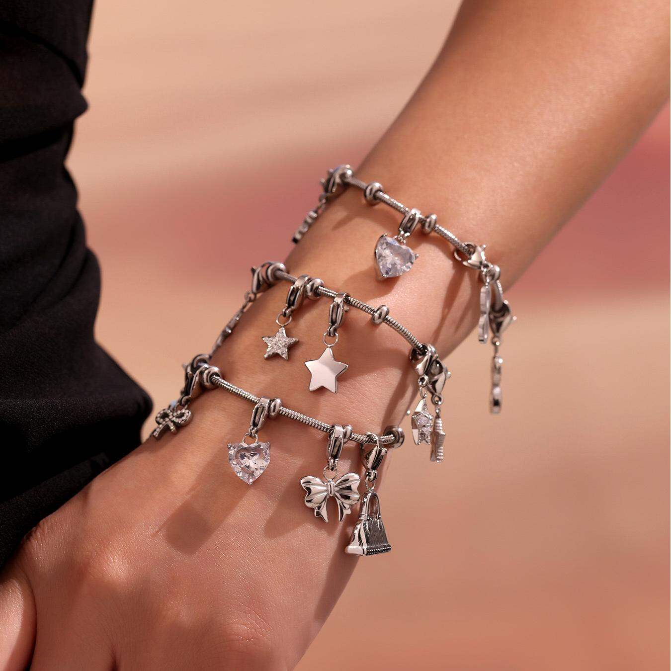 Braccialetti con ciondolo da donna color oro impermeabile in acciaio inossidabile a forma di cuore delicato, 1 pezzo h5 Immagine7