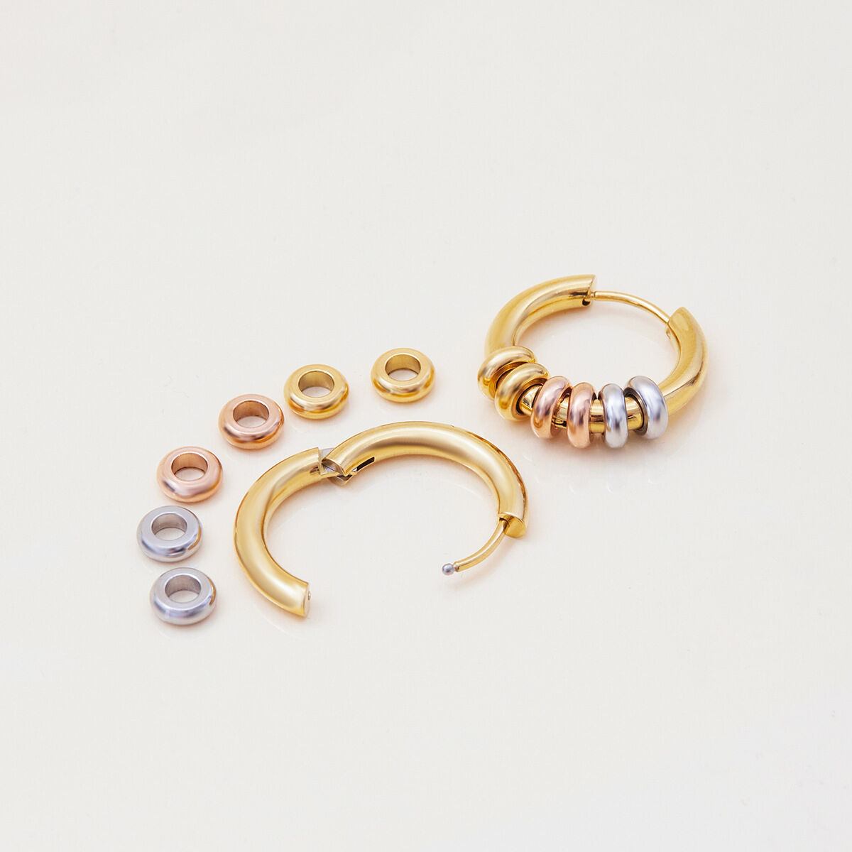 1 Paar moderne, ringförmige, wasserdichte, goldfarbene Damen-Creolen aus Edelstahl h5 Bild6