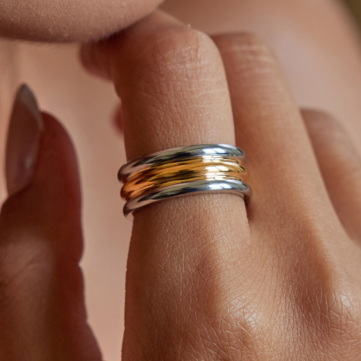 Bague minimaliste annulaire en acier inoxydable étanche, couleur argent et or (1 pièce) Image3