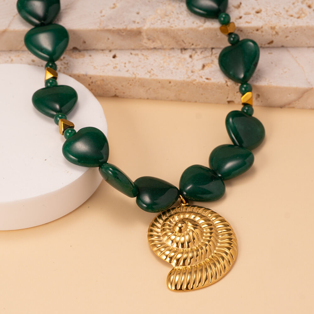 Collana con ciondolo da donna color oro con pietre naturali e conchiglia della serie classica, 1 pezzo h5Immagine3
