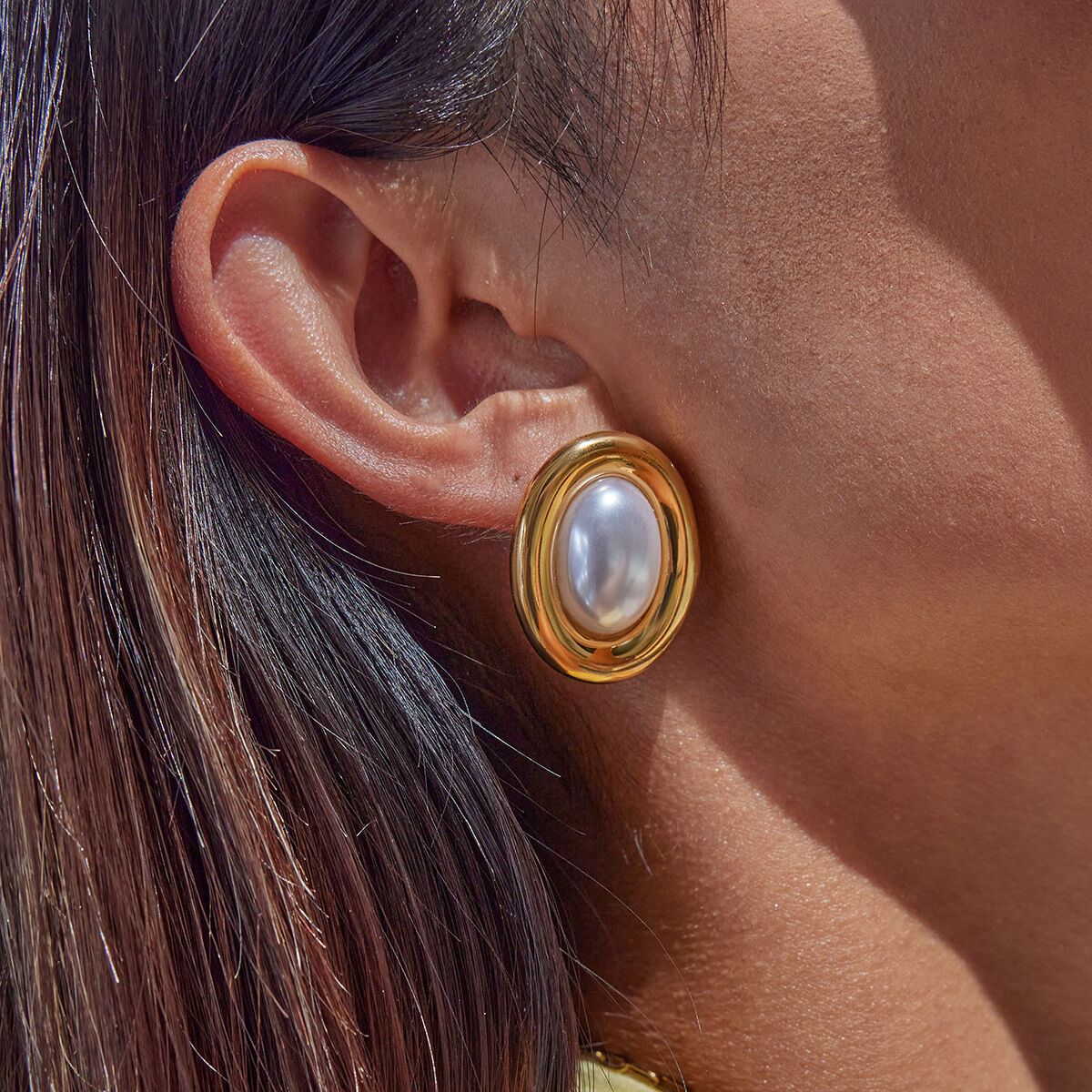 1 Pair Classic Oval Stainless Steel Waterproof Gold Color Women's Stud Earrings