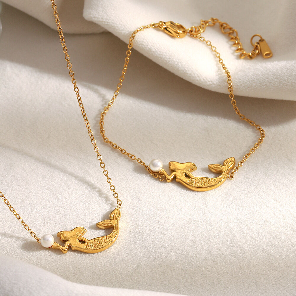 1 Piece Mermaid Shape Stainless Steel Waterproof Gold Color Women's Charm Bracelets Picture2