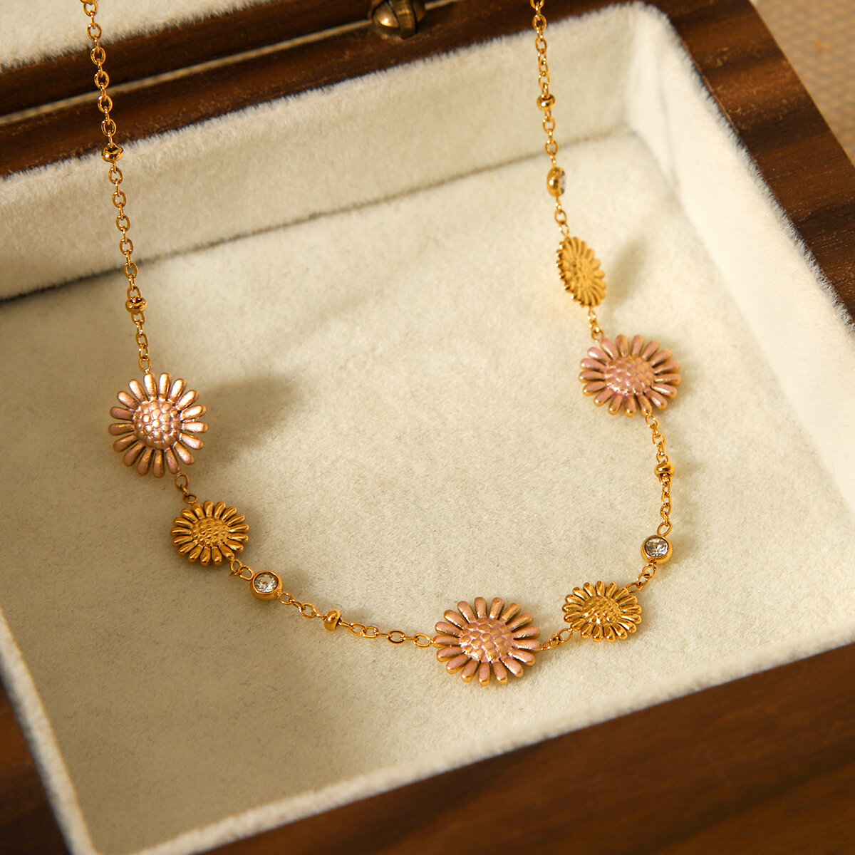 1 Piece Daily Flower Stainless Steel Waterproof Women's Chain Necklaces Picture6