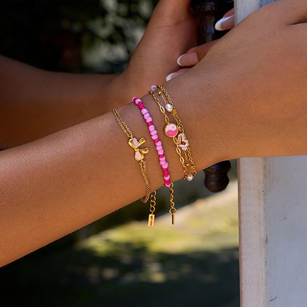1 Piece Romantic Pink Heart Stainless Steel Waterproof Gold Color Women's Charm Bracelets 2
