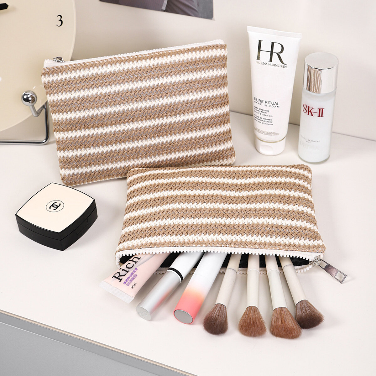 1 Piece Simple Strip Women's Makeup Bag h5 Picture4