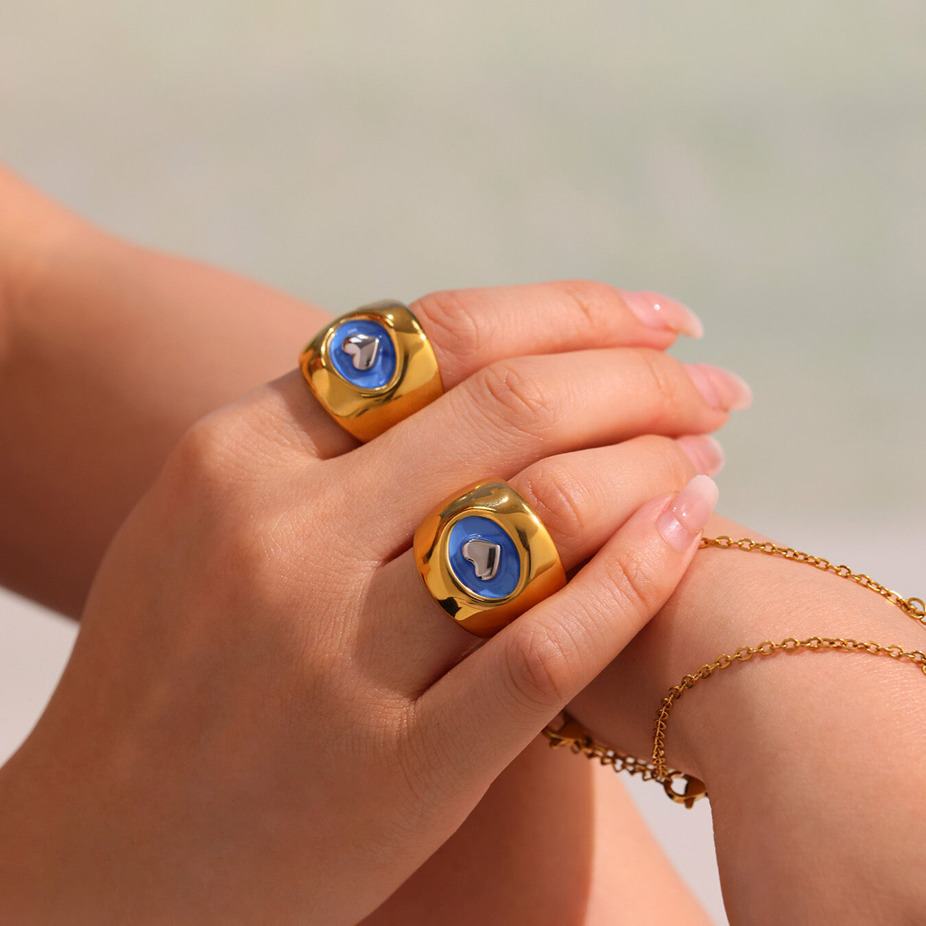1 Piece Classic Heart Stainless Steel Waterproof Gold Color Signet Rings Picture5
