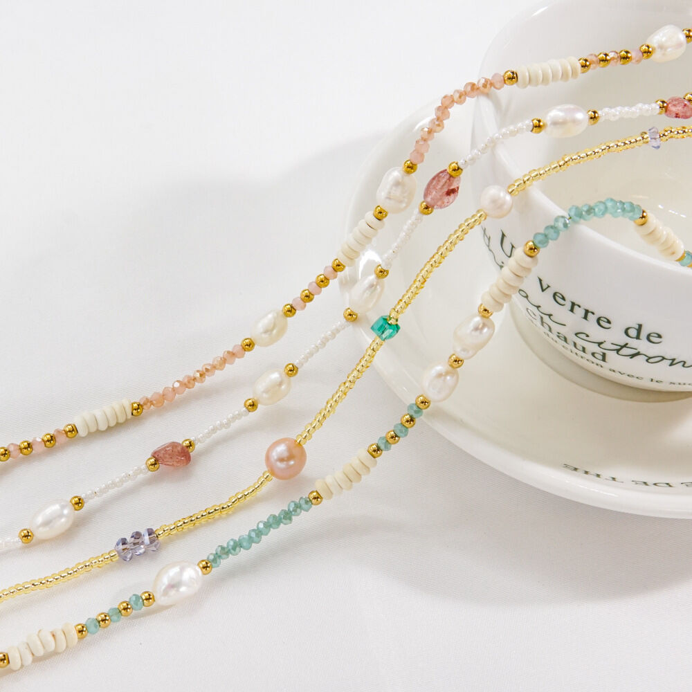 Light Luxury and Elegant Beaded Women's Necklace h5 Picture3