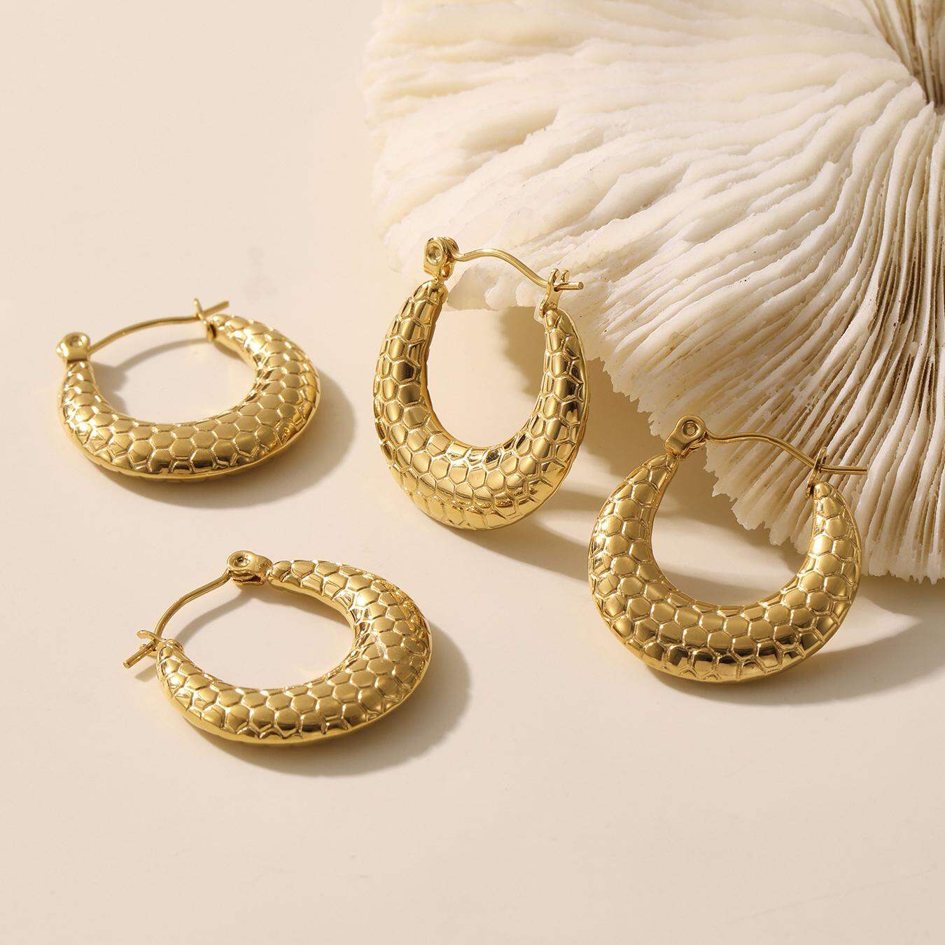 1 Pair Simple Honeycomb Print Stainless Steel Waterproof Gold Color Women's Hoop Earrings h5 Picture6