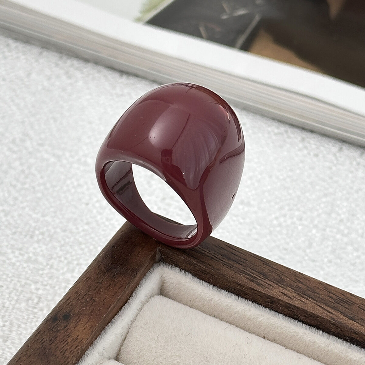 01 Burgundy Ring 0933 
