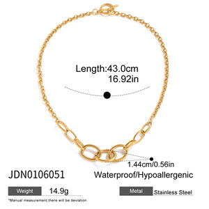 Klassische ovale, gedrehte Damenkette aus wasserdichtem Edelstahl in Goldfarbe h5 Bild2