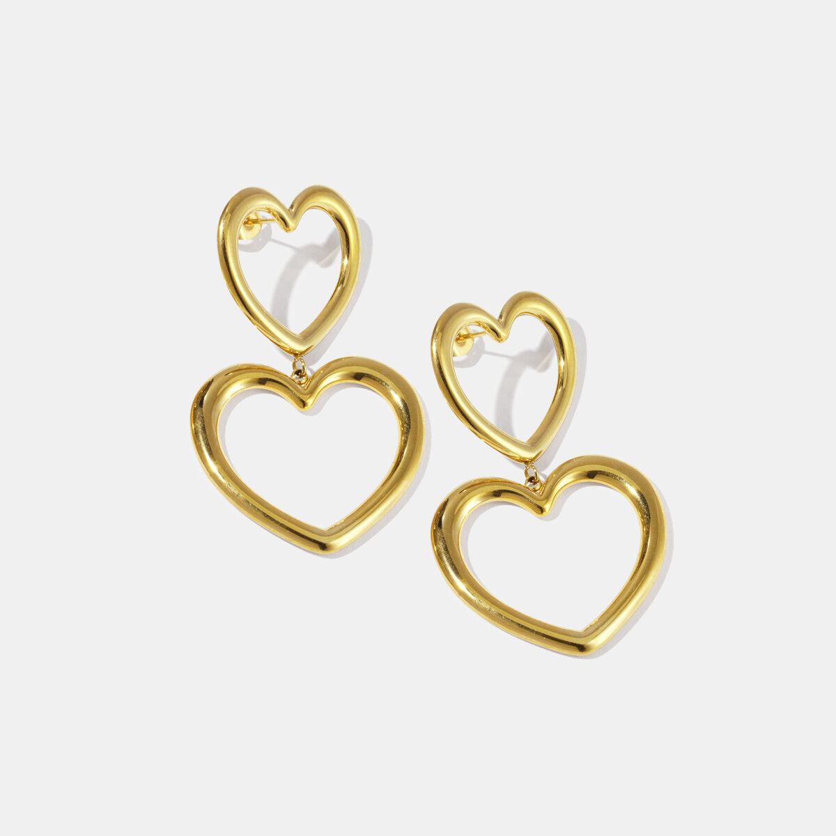 Orecchini pendenti impermeabili in acciaio inossidabile con cuore intrecciato