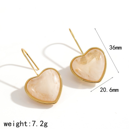 1 paio di orecchini pendenti da donna in acrilico color oro impermeabile in acciaio inossidabile con cuore retrò