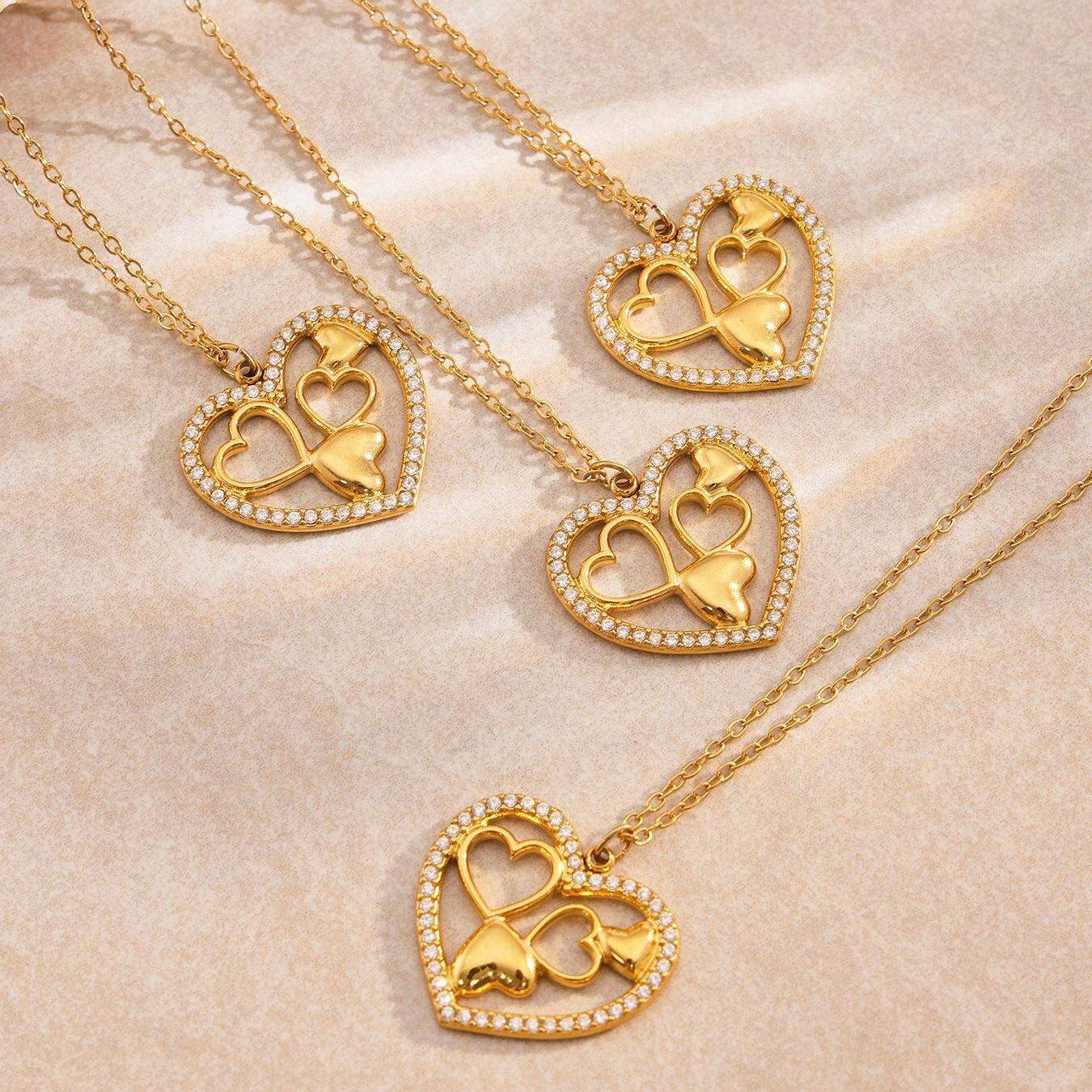 1 Piece Elegant Heart Stainless Steel Waterproof Gold Color Women's Pendant Necklaces 2
