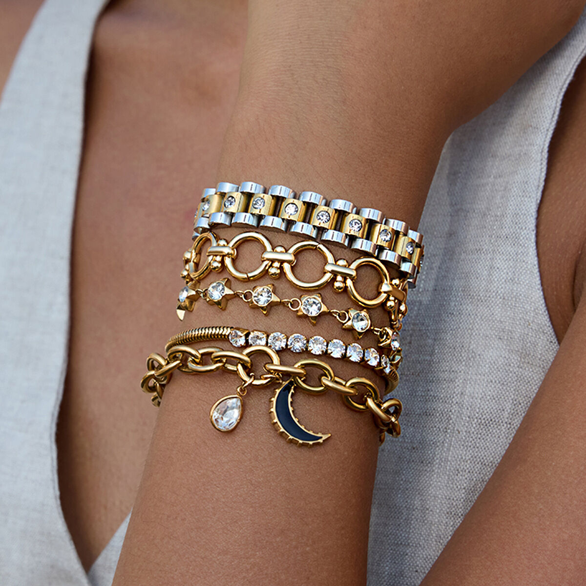 1 Stück Klassisches Mond-Armband aus Edelstahl, wasserdicht, goldfarben, für Damen 2