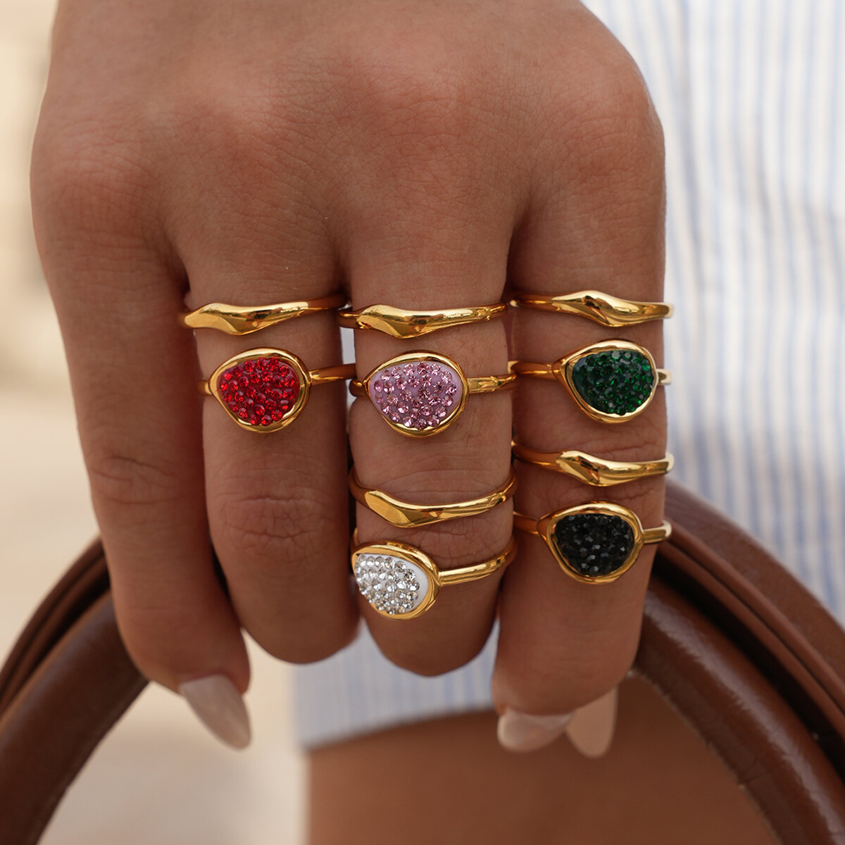 1 Stück lässiger, durchbrochener, wasserdichter Statement-Ring aus Edelstahl in Goldfarbe Bild9