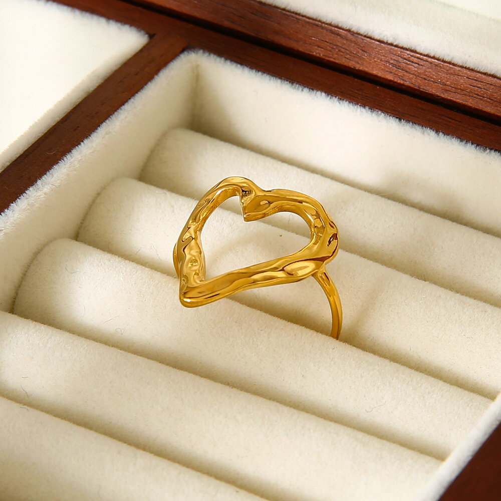 1 Piece Romantic Simple Heart Stainless Steel Waterproof Gold Color Womn's Statement Rings h5Picture5