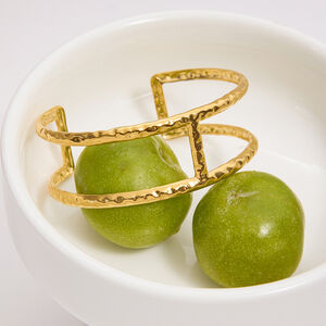 Pulseras de acero inoxidable con textura martillada para mujer, resistentes al agua, color dorado, 1 unidad h5 Imagen5