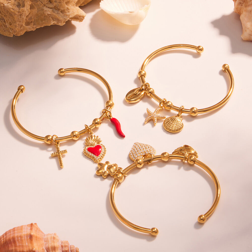 1 Stück elegantes, herzförmiges Armband aus Edelstahl, wasserdicht, goldfarben, mit Zirkonia 2