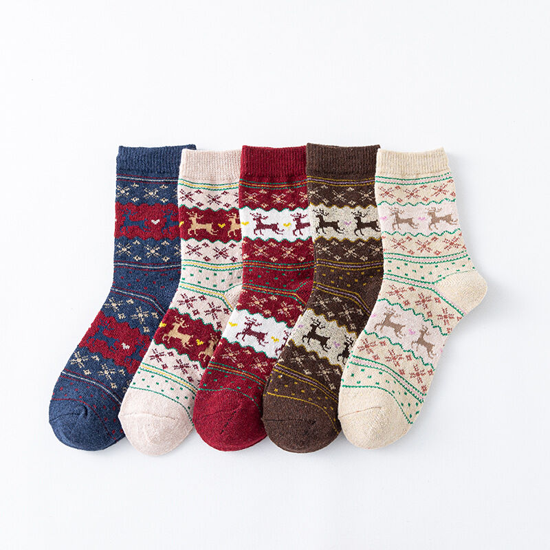 Cute Christmas Elk Gift Box Women's Mid - Calf Socks h5 Picture3