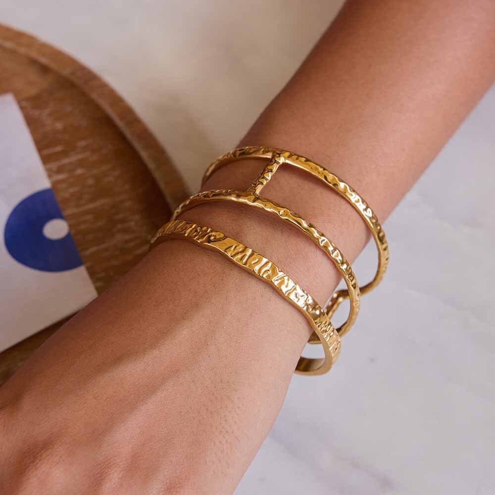Pulseras de acero inoxidable con textura martillada para mujer, resistentes al agua, color dorado, 1 unidad h5Imagen4