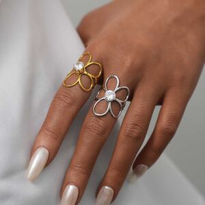 1 Piece Simple Series Daily Flower Stainless Steel Waterproof Women's Statement Rings h5 Picture2