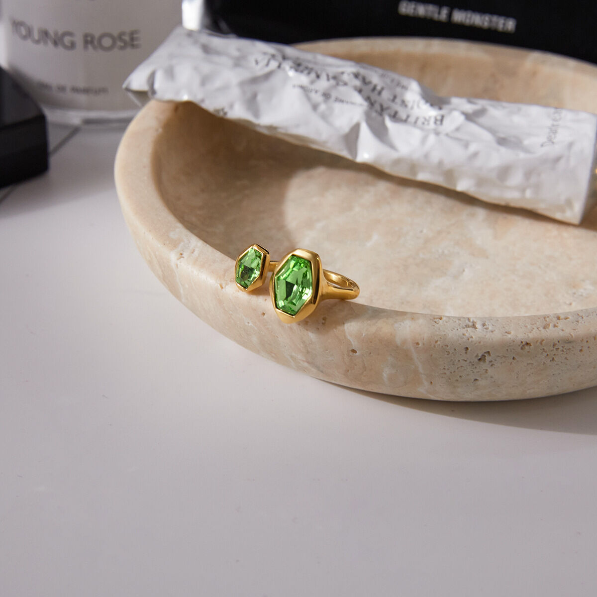 1 Stück sechseckiger, grüner Zirkonia-Ring aus Edelstahl, wasserdicht, goldfarben, Damen-Edelsteinring h5 Bild5