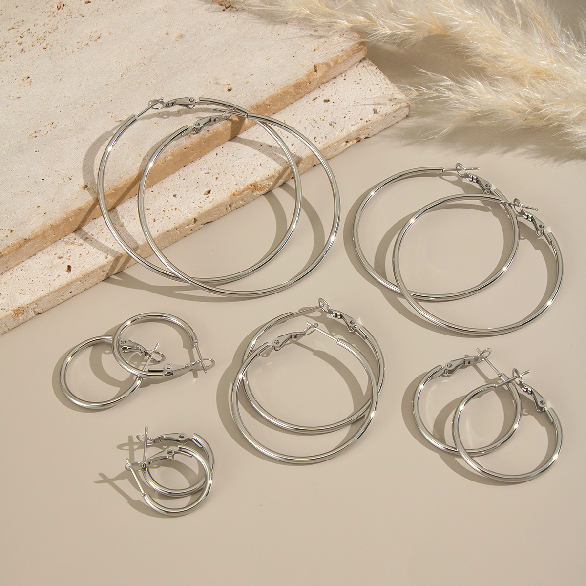 1 Pair Circle Stainless Steel Waterproof Gold Color Basic Hoop Earrings h5 Picture5