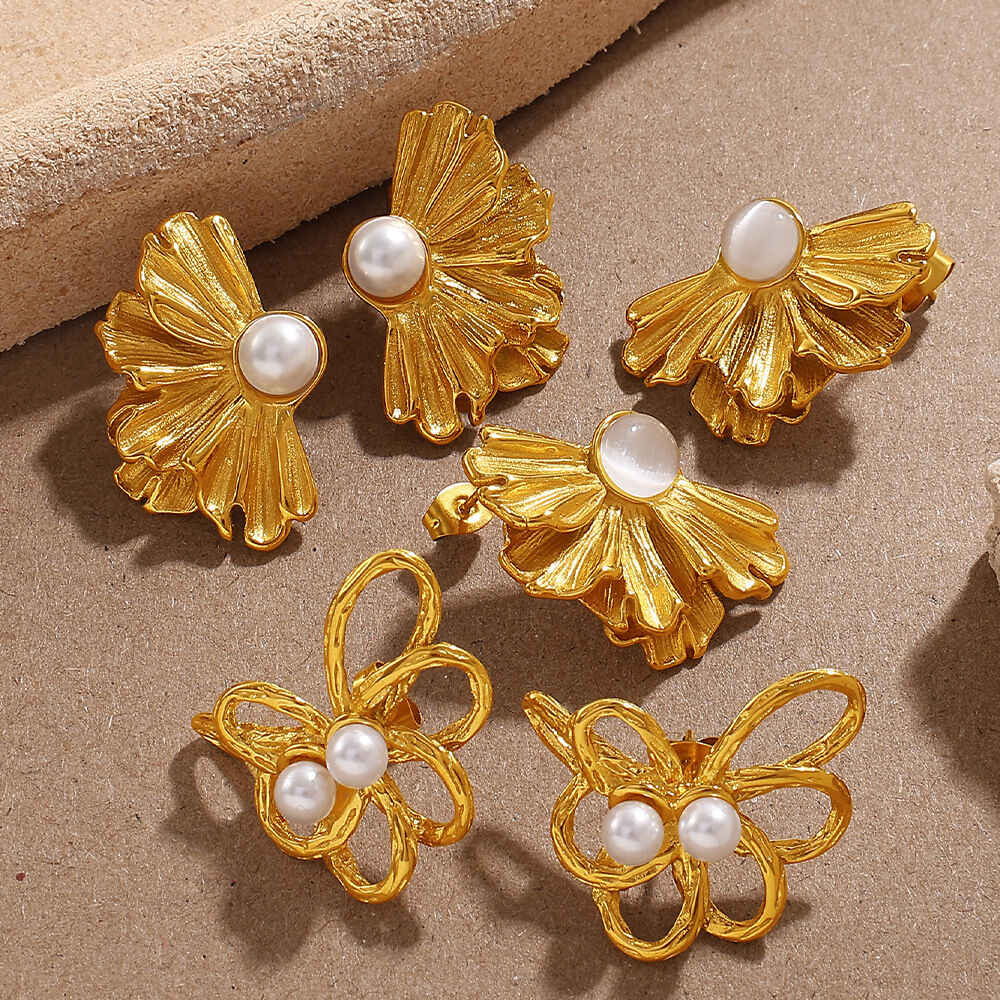 1 Pair Flower Stainless Steel Waterproof Gold Color Stud Earrings Picture2