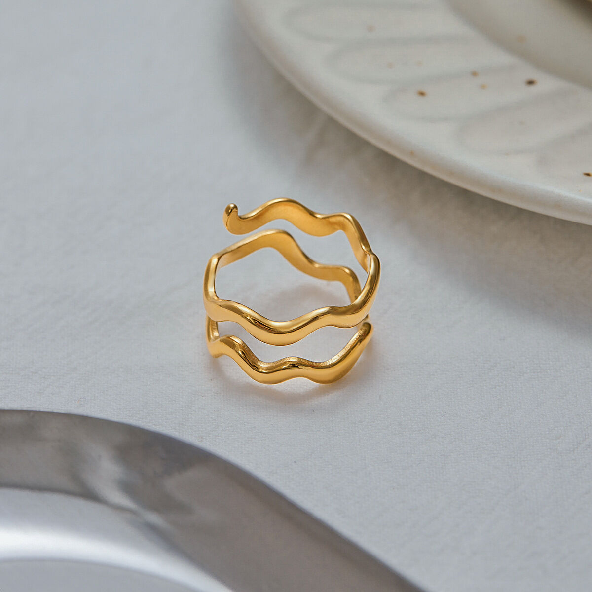 1 Piece Simple Curve Stainless Steel Waterproof Gold Color Minimalist Rings Picture8