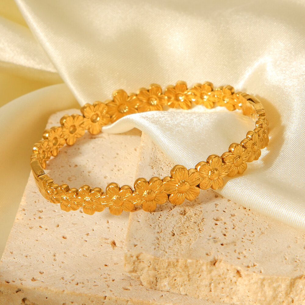 1 Piece Simple Daily Flower Stainless Steel Waterproof Gold Color Women's Bangles Picture7