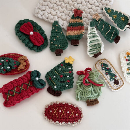 1 Piece Romantic Series Cute Christmas Fabric Women's Hair Clips 2