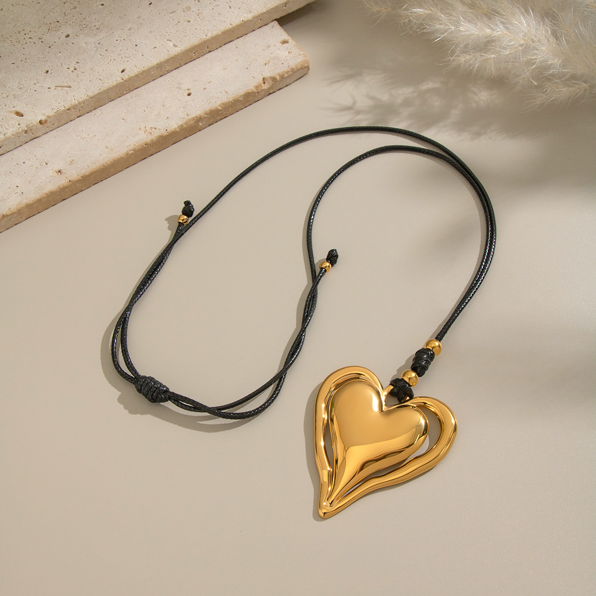 1 Piece Heart Stainless Steel Waterproof Gold Color Pendant Necklace 2