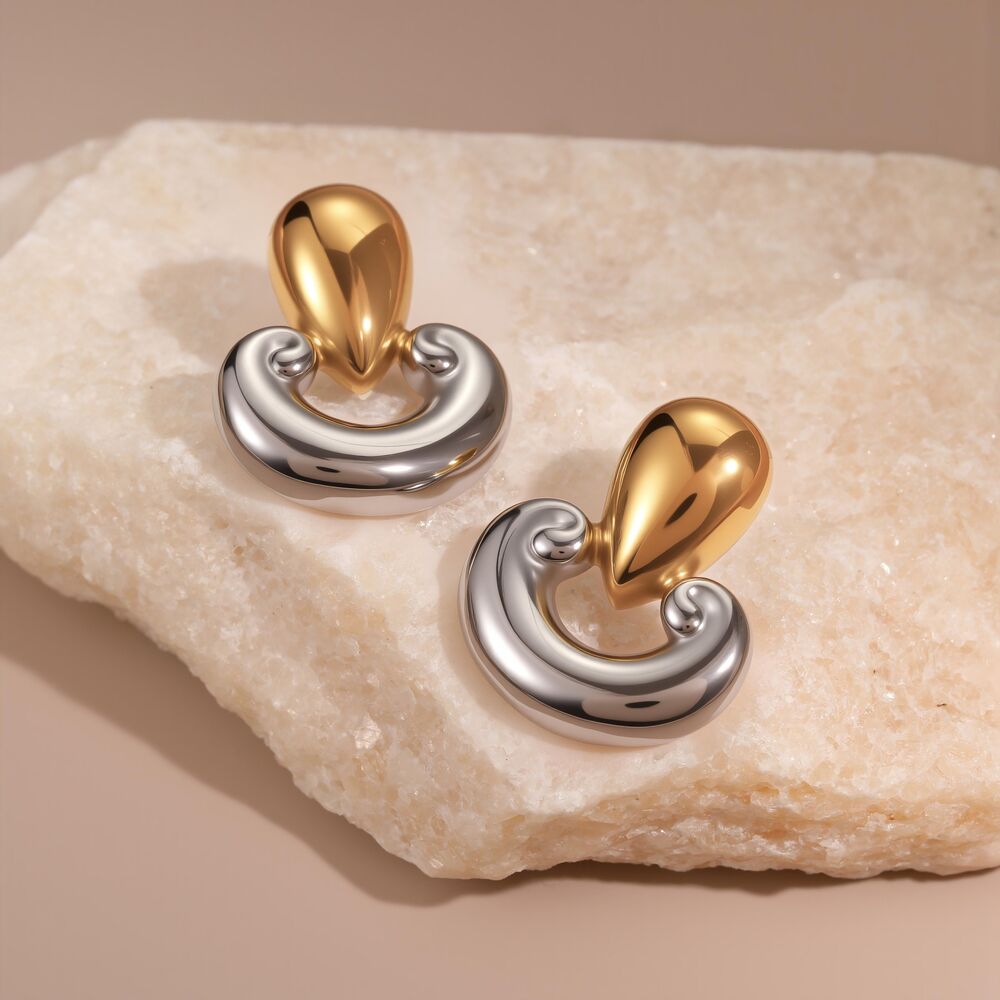 1 Pair Elegant Droplet Mixed Color Stainless Steel Waterproof Women's Stud Earrings h5Picture4