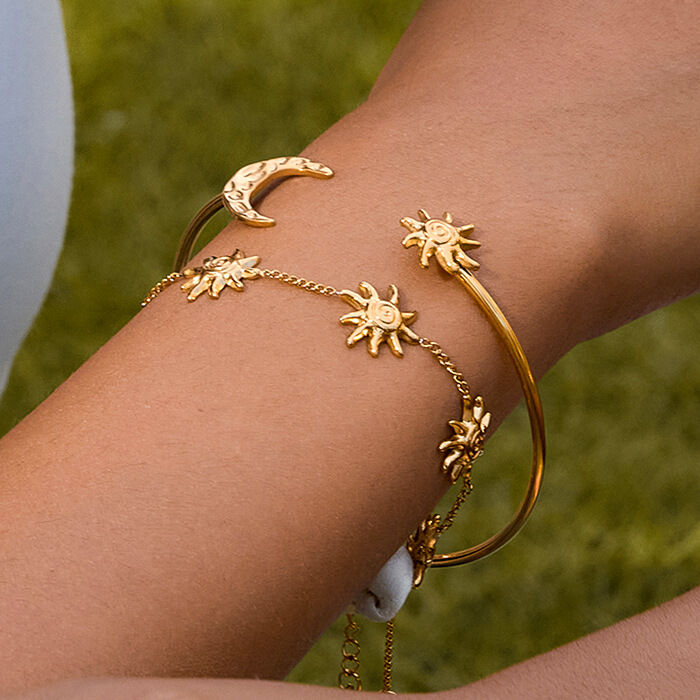 1 Piece Retro Sun&Moon Stainless Steel Waterproof Gold Color Women's Cuff Bracelets