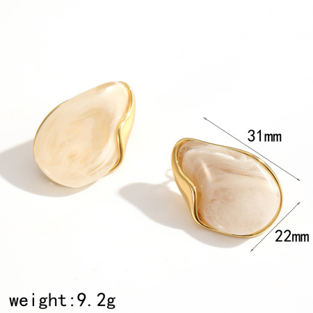 1 paio di orecchini a bottone da donna in acciaio inossidabile, impermeabili, color oro, a forma di goccia irregolare