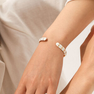 Pulseras de mujer de acero inoxidable, resistentes al agua, color dorado, de la serie Simple, de 1 pieza, para uso diario. h5 Imagen5