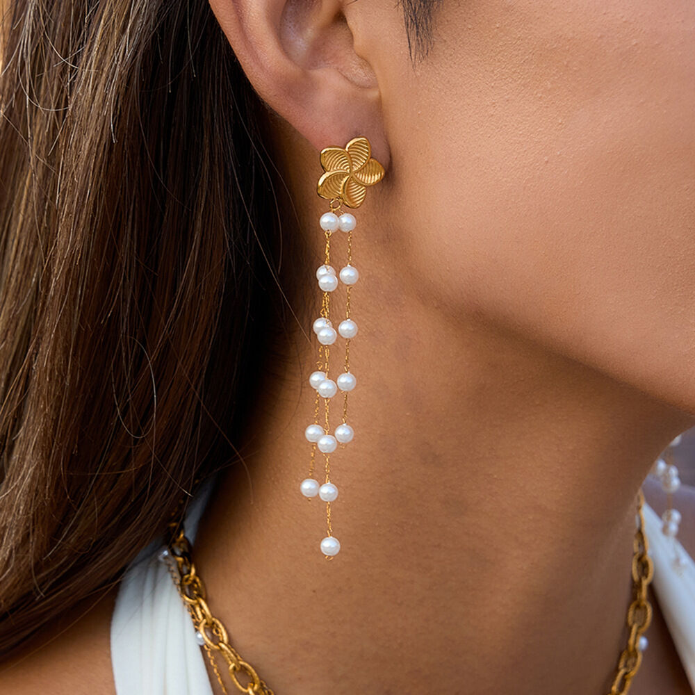 1 par de elegantes pendientes de cuentas de acero inoxidable con borlas de flores, resistentes al agua y de color dorado para mujer.