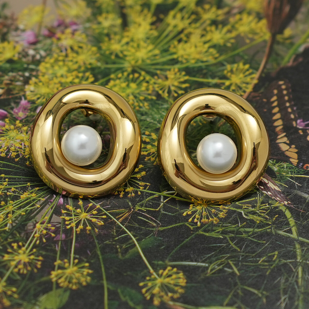 1 Pair Simple Series Retro Irregular Shape Stainless Steel Waterproof  Woemn's Stud Earrings Picture4