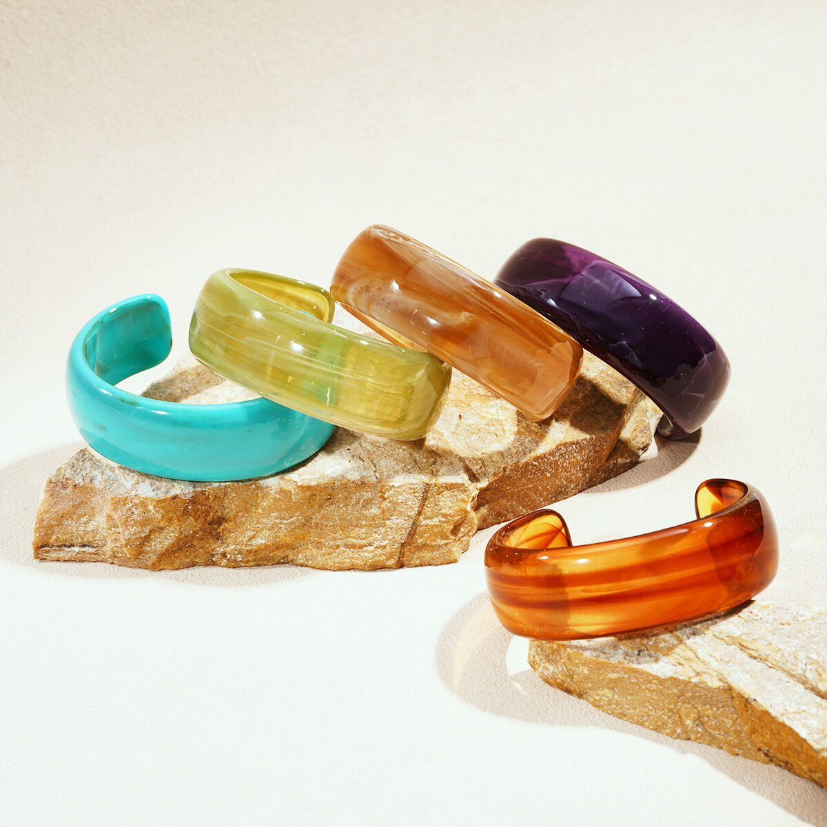 1 Piece  Simple Gradient Color Acrylic Women's Cuff Bracelets